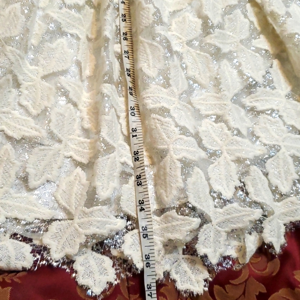 Alice + Olivia Cream Lace Fit-and-Flare Dress - Picture 10 of 16